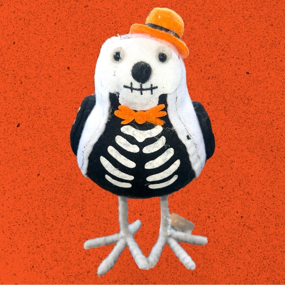 Target Hyde & Eek Featherly Friends Bonesy Halloween Skeleton Fabric Bird 2020 - Picture 1 of 7